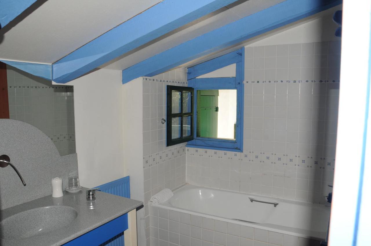 Domaine Xixtaberri Hotell Cambo-les-Bains Exteriör bild